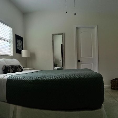 Loft Close To Downtown, Raymond James Stadium, Airport And Many More Places Tampa Buitenkant foto